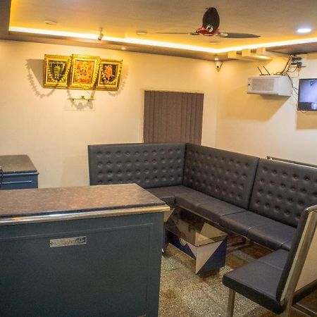 Shri Vasant Lodge هوبلي المظهر الخارجي الصورة