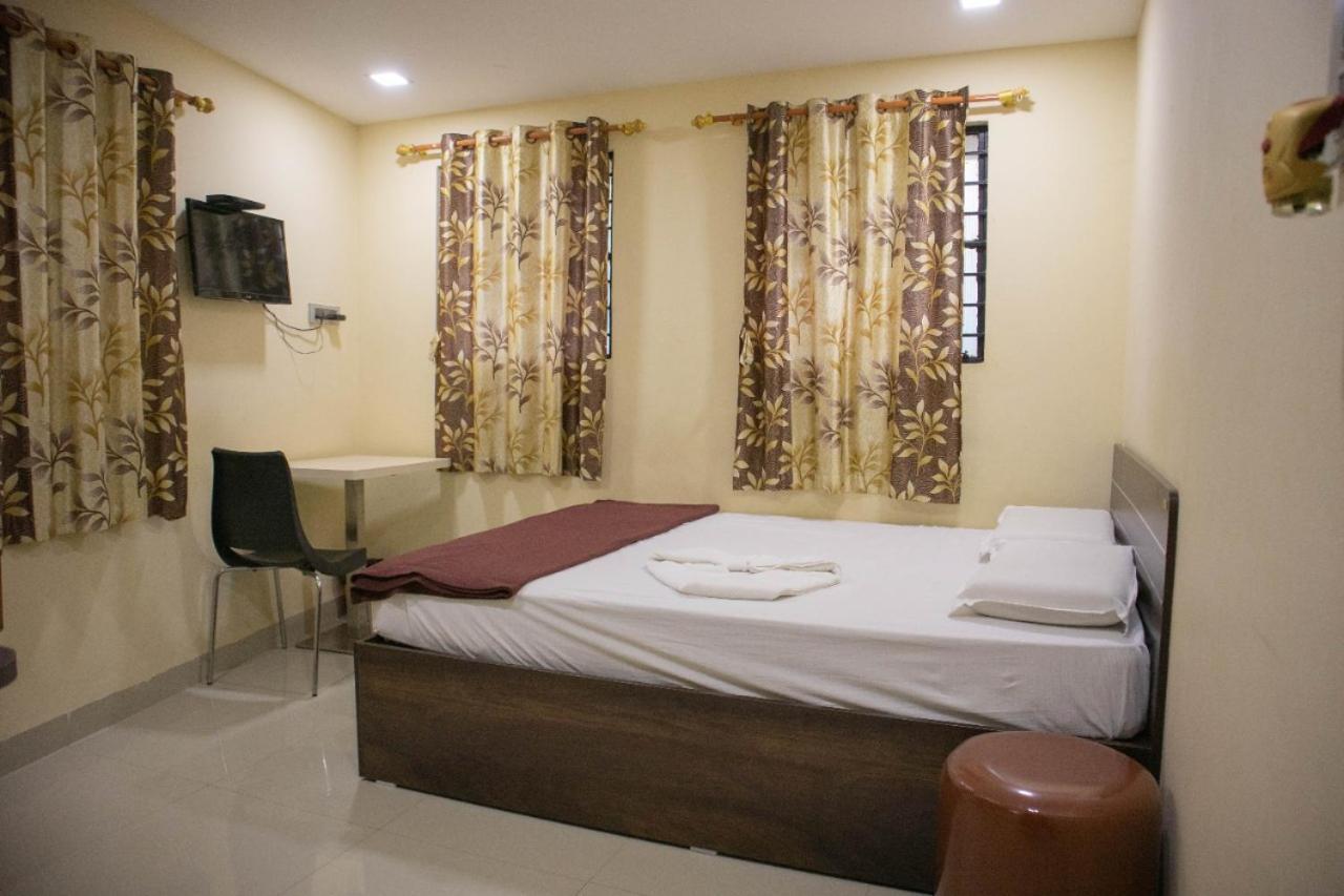 Shri Vasant Lodge هوبلي المظهر الخارجي الصورة